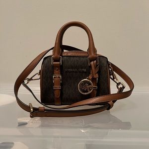 Michael Kors cross body mini